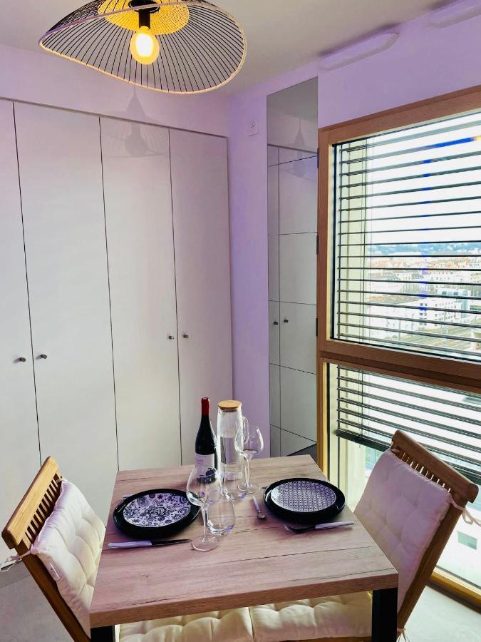 Studio Bel Mod Mont D'Or - Belvedere Moderne 리옹 외부 사진